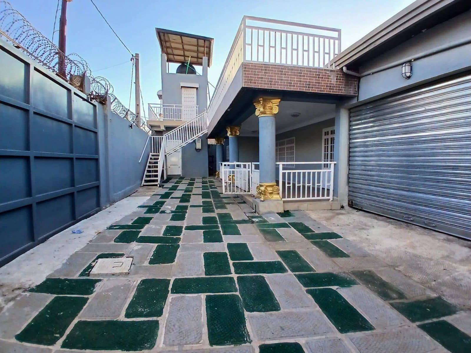 Villa 4 chambres - Image 1
